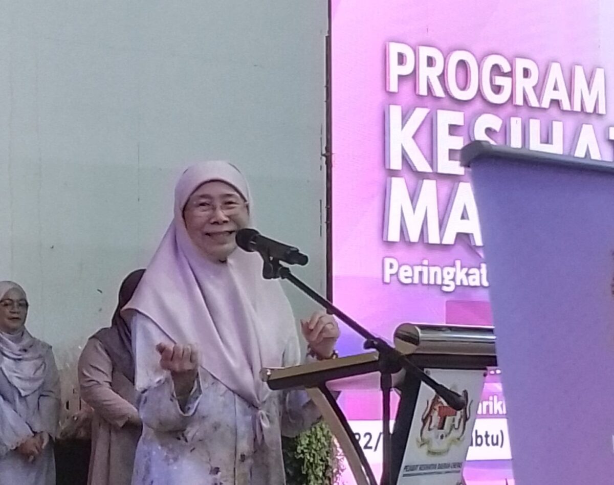 YBhg. Dato’ Seri Dr. Wan Azizah Dr. Wan Ismail menyampaikan ucapan perasmian.